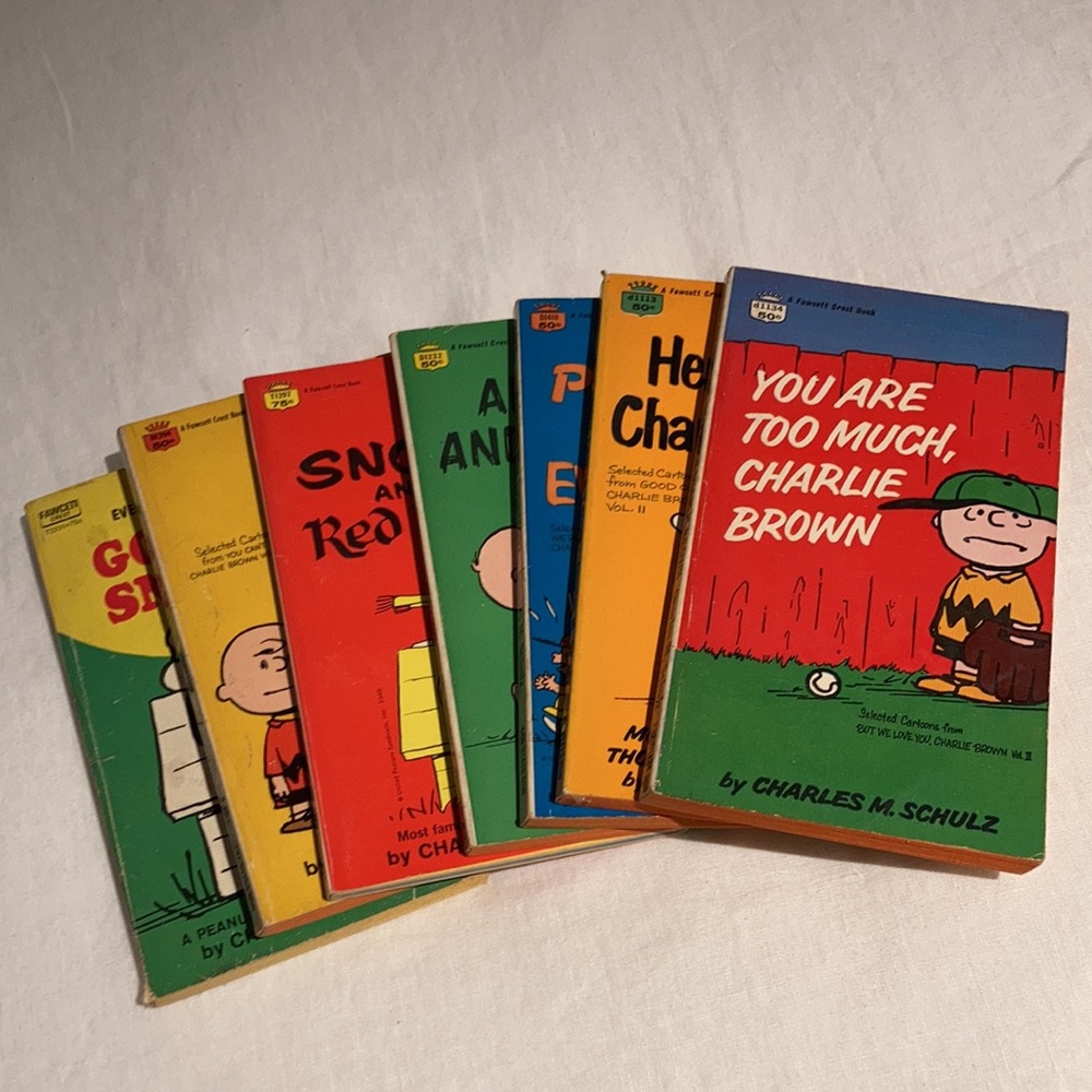 Charles M Schulz peanuts snoopy collectible softcover books